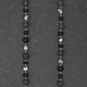 Collana Artigianale fatta a mano Corta in Bronzo - Rame Ottone Oro Dorato - con pietre naturali colore nero e cristalli dorati - Onice Pietra Lavica Lava e Pirite - Baco Ortigia - Siracusa