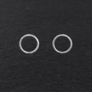 Orecchini Artigianali fatti a mano in Argento 925 - Silver - Design Forme - Minimal - Leggeri Fini Sottili - Cerchio Piccolo Tondo Rotondo - Baco Ortigia - Siracusa